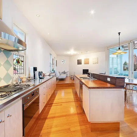 Coastal Penthouse At Coogee Beach Sydney Exterior photo